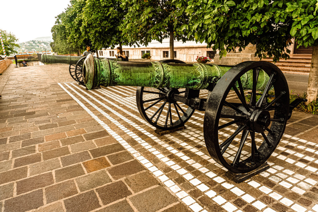 Hungarian Military Museum - Magyar hadtorteneti muzeum budapest Hungary Magyarorszag