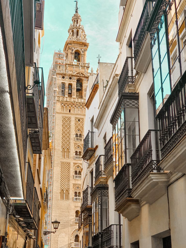 la giralda seville spain