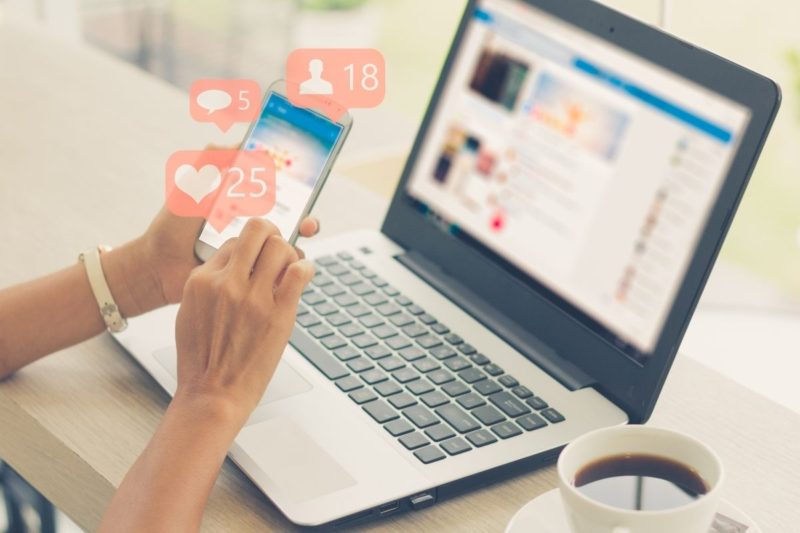5 Signs you need to hire a Social Media expert